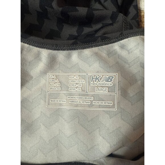 New Balance Womens Racerback Tank Top Large Black & Gray Chevron Print Lightweig - Picture 6 of 7